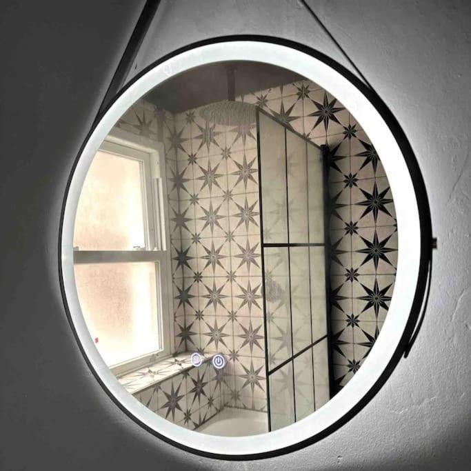 Stunning 2 Bedroom Flat Camden London Eksteriør billede