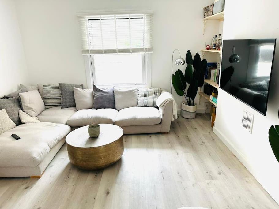 Stunning 2 Bedroom Flat Camden London Eksteriør billede
